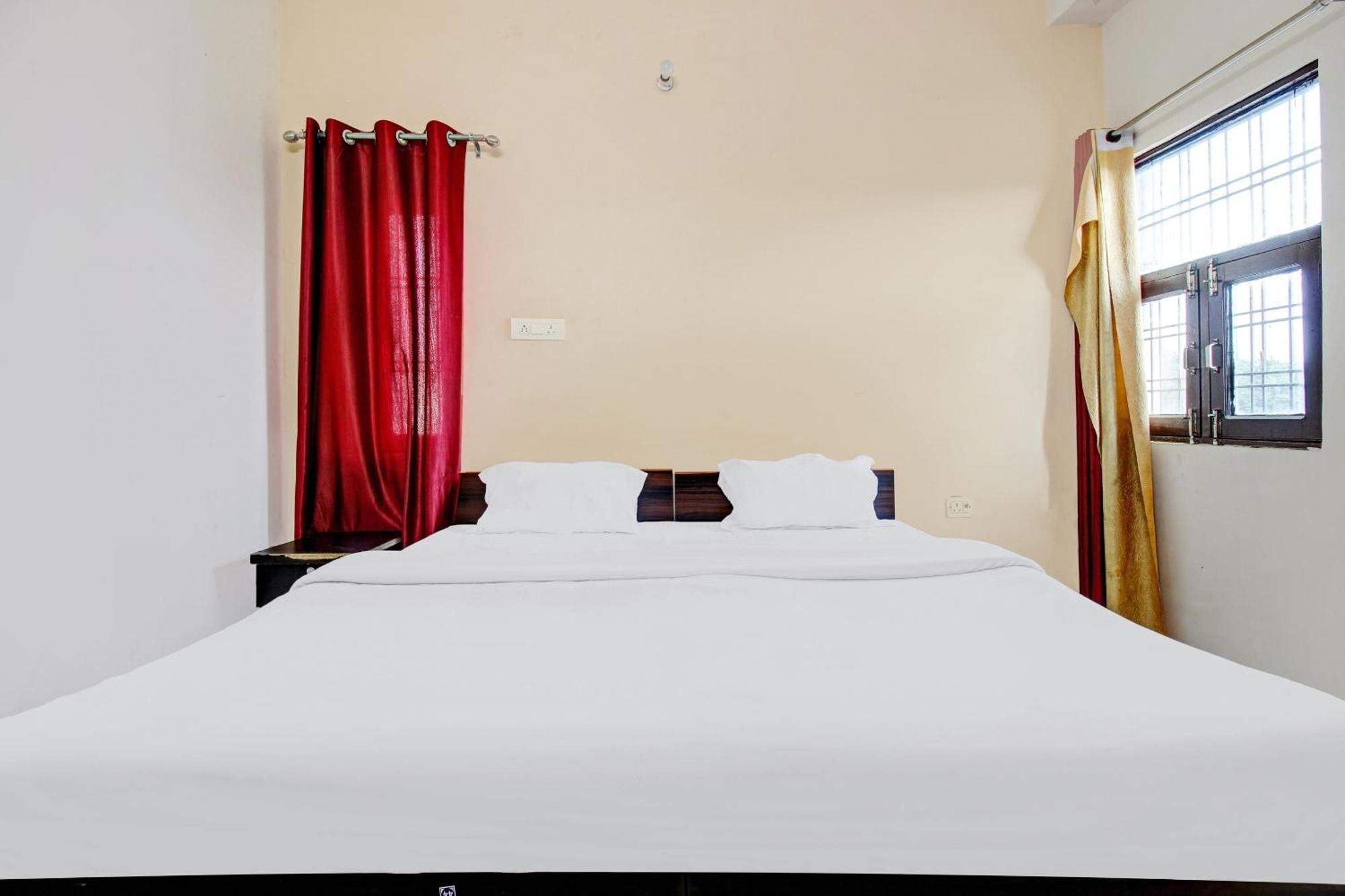 Hotel O Jr Hotel Lucknow Bagian luar foto